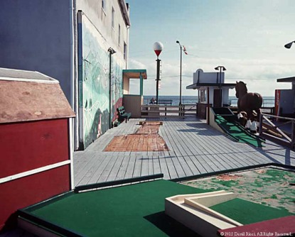 An image of an oceanside board walk